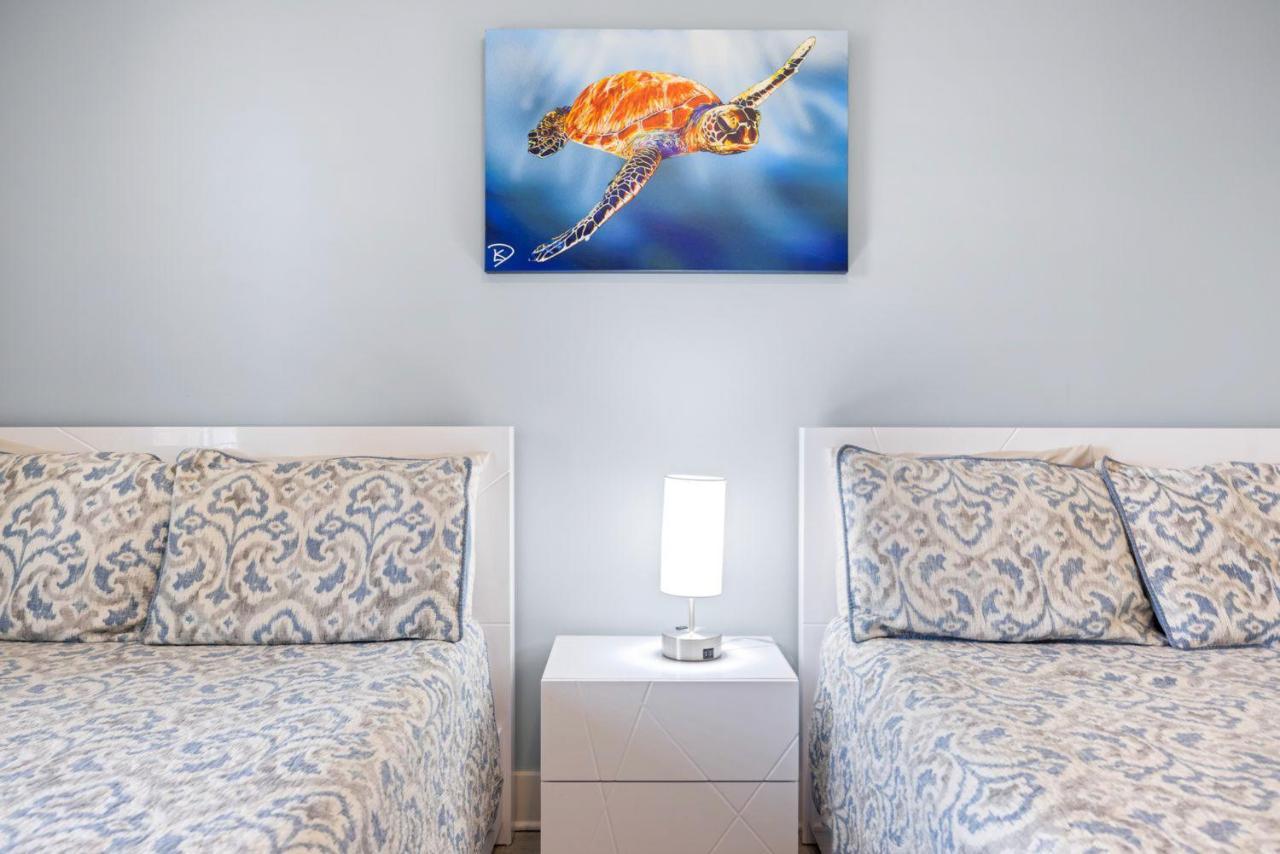 Luxury Calypso Tower 3! Free Chair Service For 4! By Dolce Getaways Pcb Apartment *