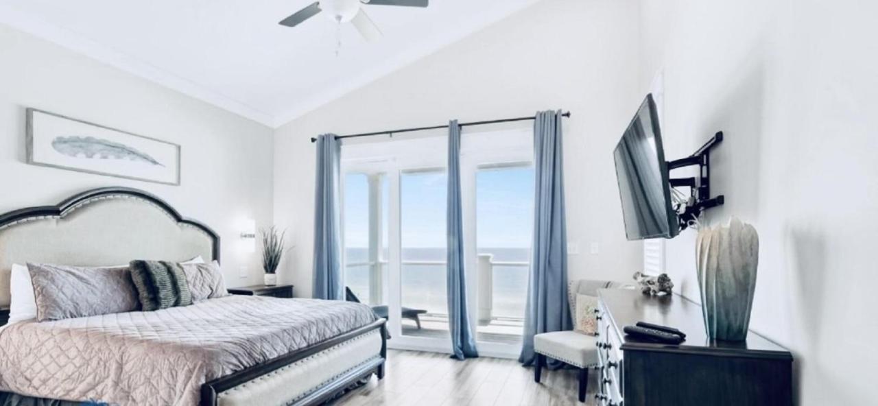 Holiday home Freshly Squeezed - Heated Pool! West End! Beachfront!!! *