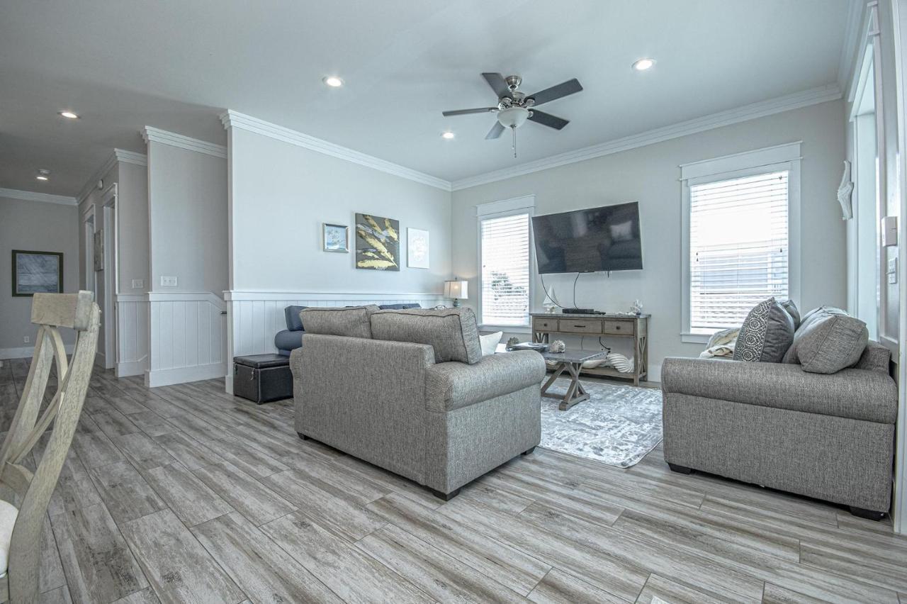Freshly Squeezed - Heated Pool! West End! Beachfront!!! * Panama City Beach