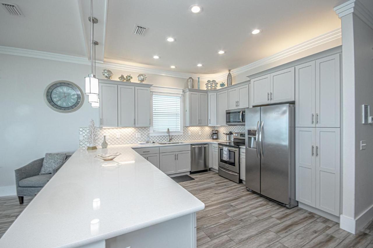 Freshly Squeezed - Heated Pool! West End! Beachfront!!! * Panama City Beach