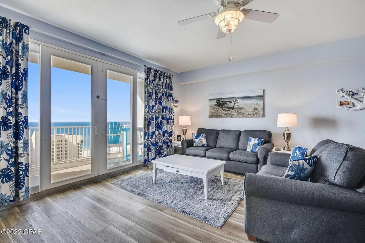 Beautiful With Ocean View From 15th Floor
