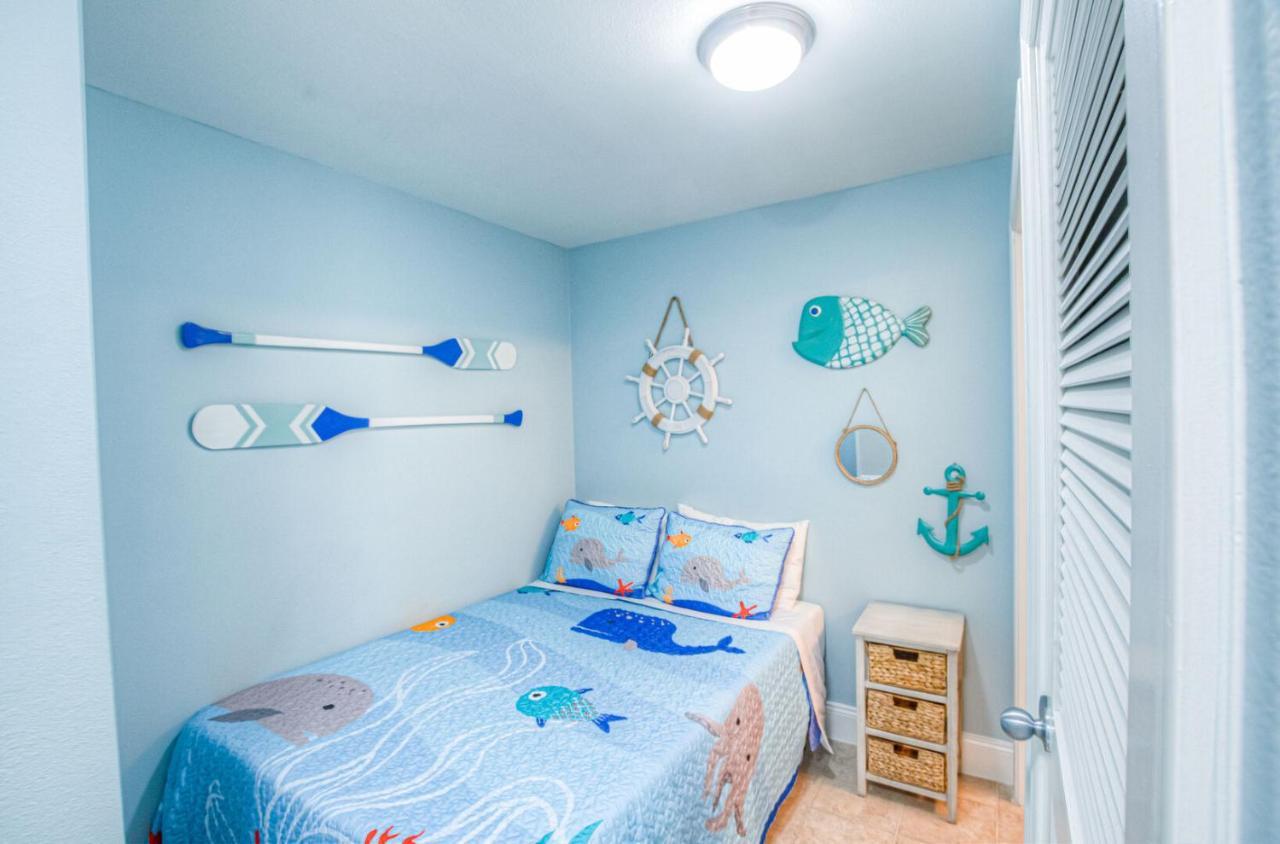 Amazing Style, Laketown Wharf 1305 -1bd, 2ba Amenities And Location! Panama City Beach