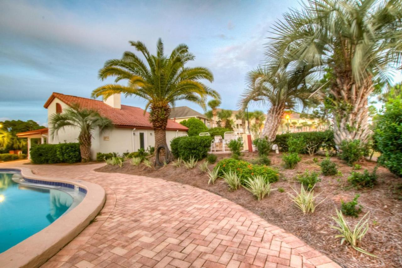 The At St Thomas 1210b - Perfect Affordable Getaway Holiday home *