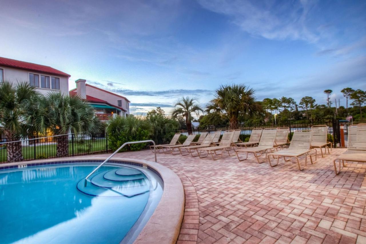 The At St Thomas 1210b - Perfect Affordable Getaway *