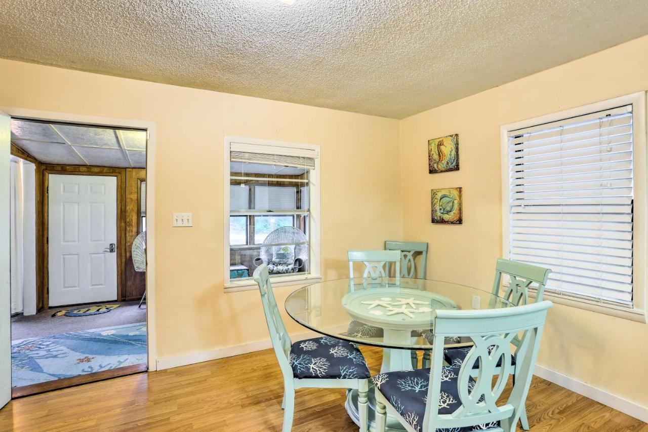 Charming Panama With Deck 1 Block To Beach * Panama City Beach