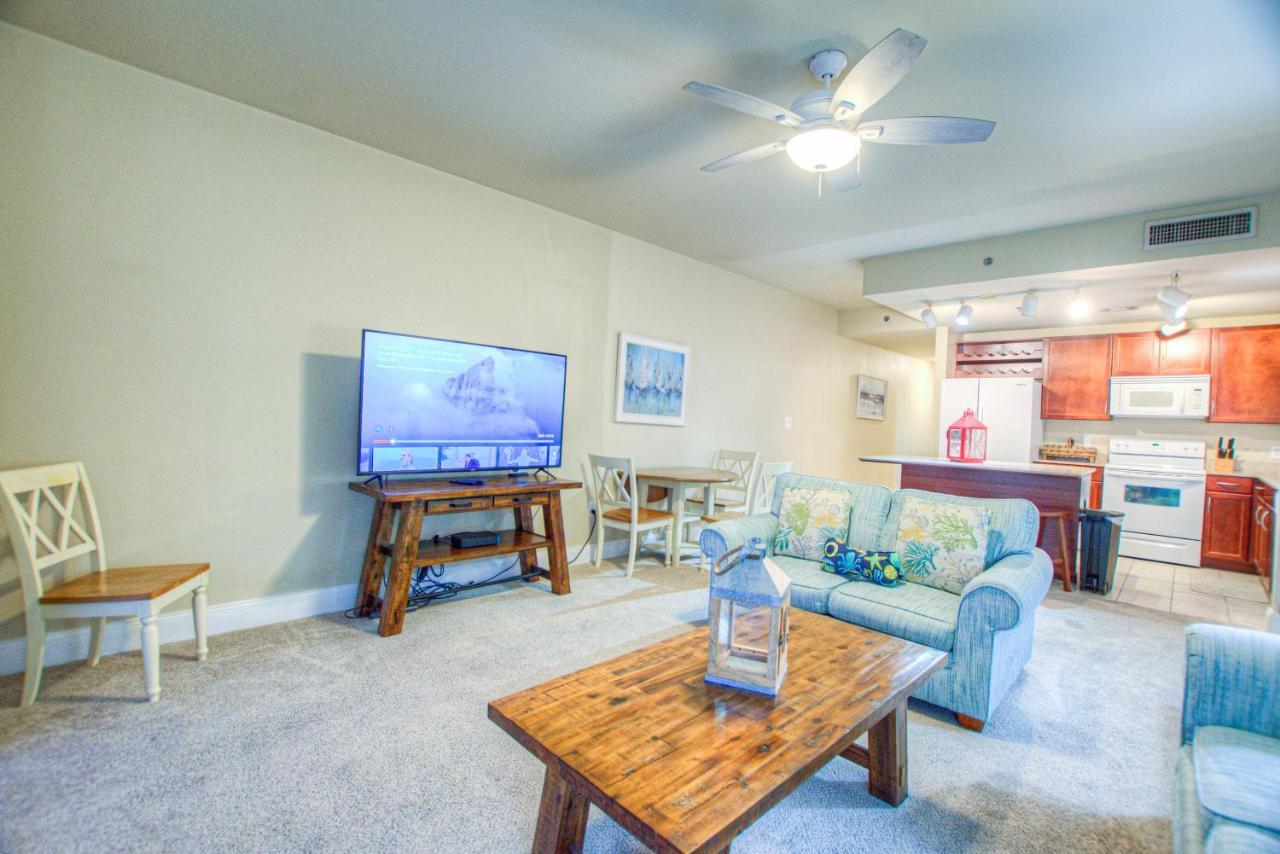 Next To The 10th Floor Pool - Laketown Wharf 1032- 2 Bd Bunks, 2ba, And Amazing Amenities! Holiday home *