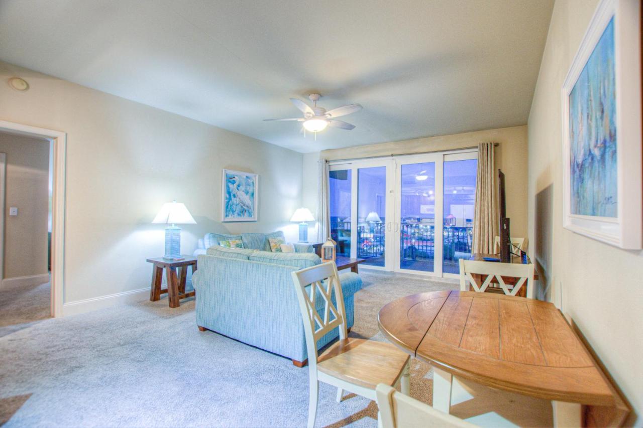Next To The 10th Floor Pool - Laketown Wharf 1032- 2 Bd Bunks, 2ba, And Amazing Amenities! Holiday home