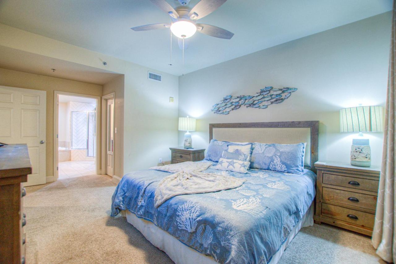 Next To The 10th Floor Pool - Laketown Wharf 1032- 2 Bd Bunks, 2ba, And Amazing Amenities!