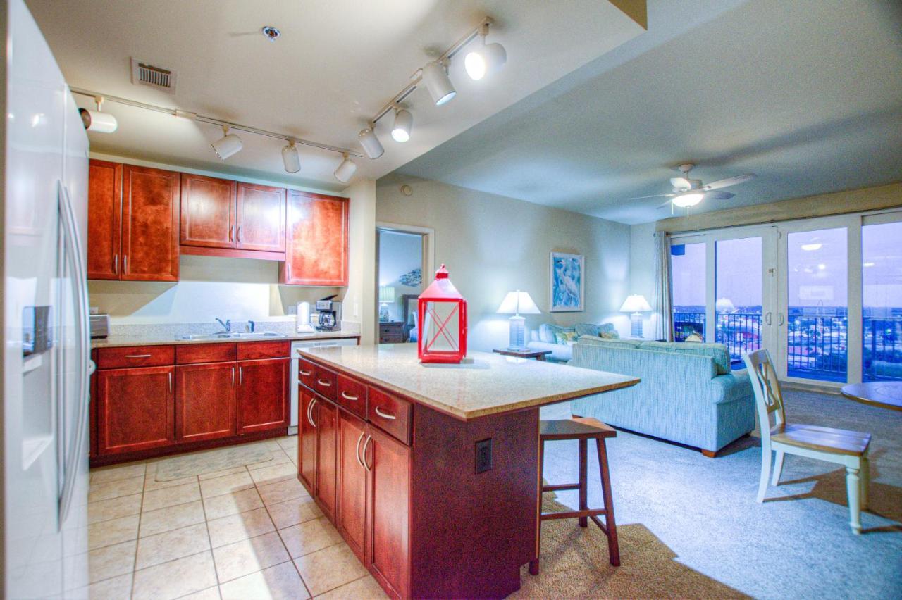 Holiday home Next To The 10th Floor Pool - Laketown Wharf 1032- 2 Bd Bunks, 2ba, And Amazing Amenities! Panama City Beach