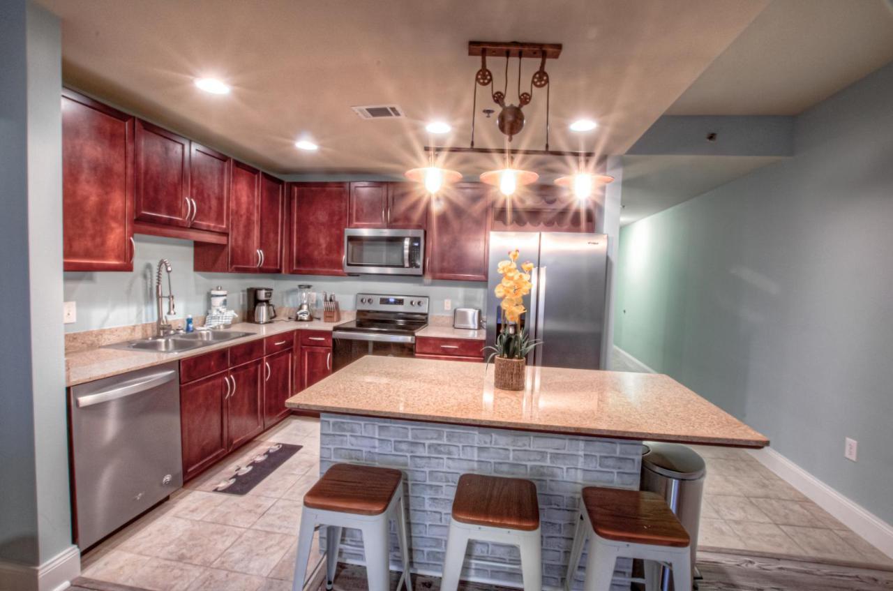 Laketown Wharf 429 By Aneliya Holiday home