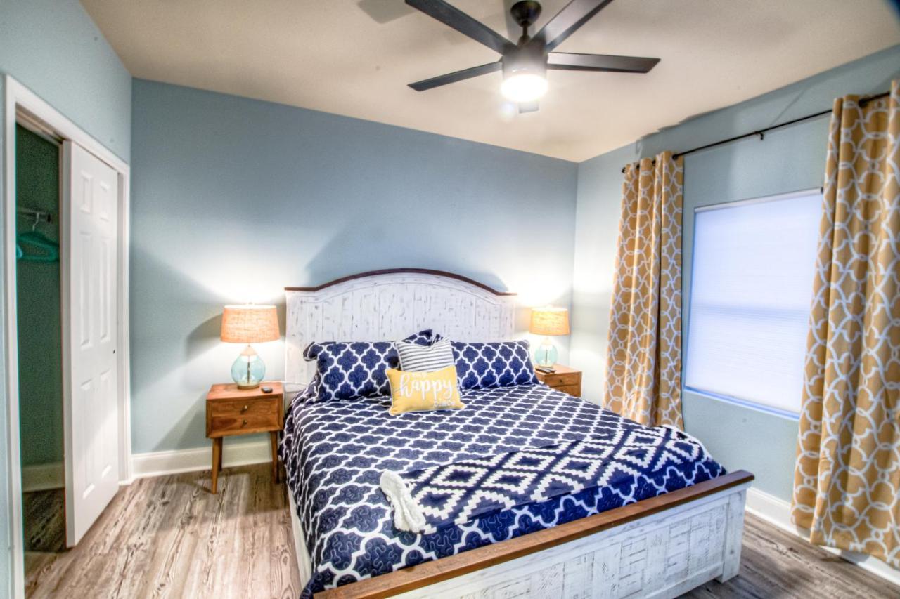 Laketown Wharf 429 By Aneliya Holiday home