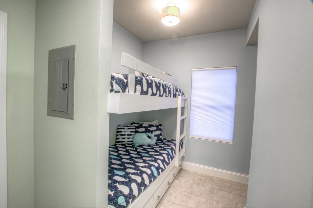Laketown Wharf 429 By Aneliya Holiday home