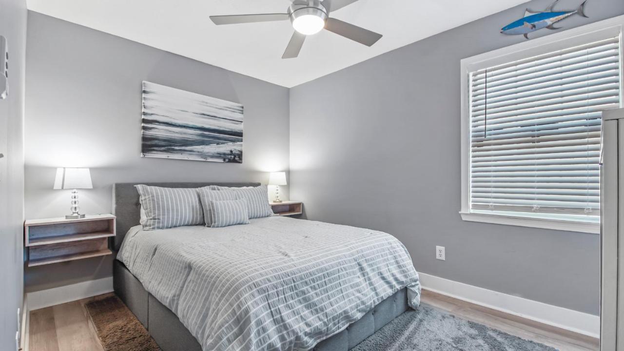 Blue Neptune At 5313 Sunset Avenue By Nautical Vacation * Panama City Beach