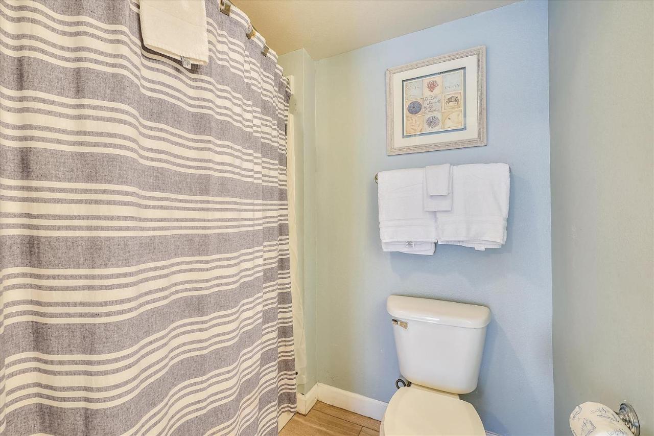 Apartment Shores Of Panama 821-2 Bd 3ba, Sleeps 8! Updated, No Carpet! Free Fun! Panama City Beach