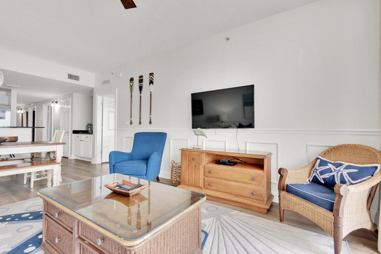 Calypso 2-1502 West