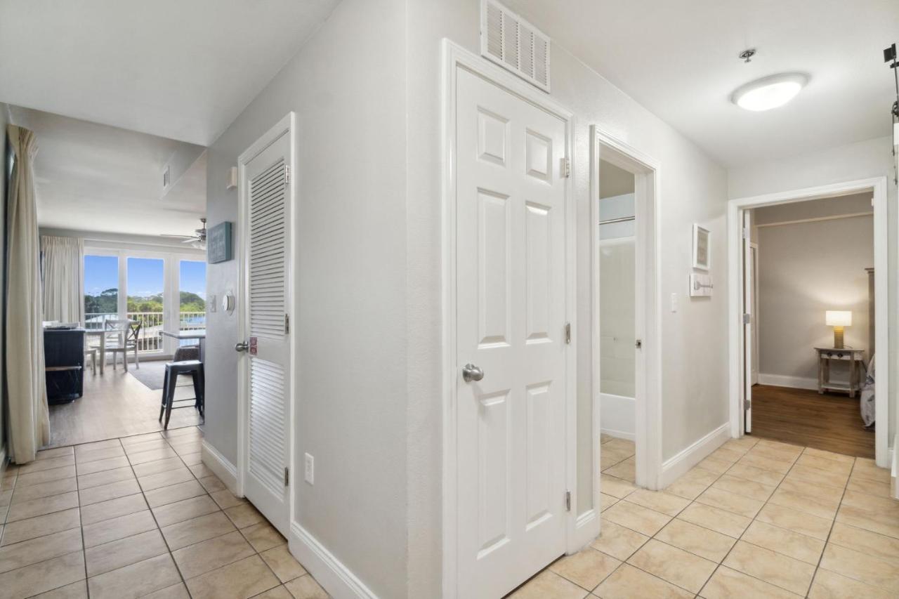 Laketown Wharf #138 By Nautical Properties Vacation Holiday home