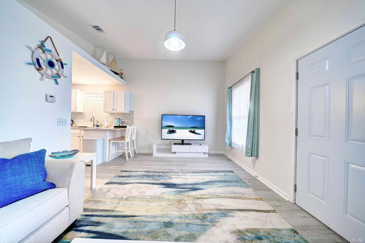 Lagoon 2621 By Nautical Holiday home