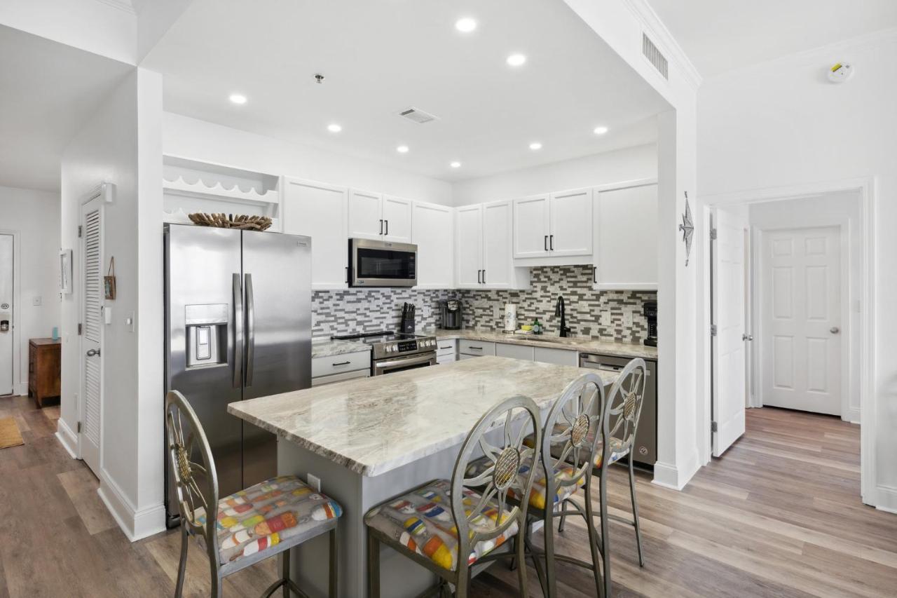 Laketown Wharf #2011 By Nautical