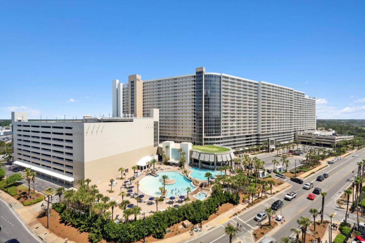 Laketown Wharf #2011 By Nautical