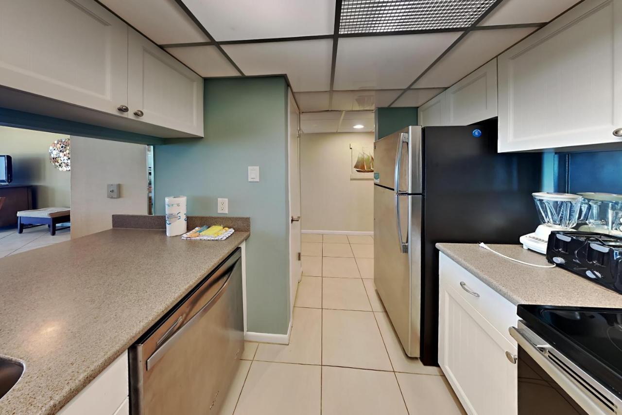 Edgewater Windward 304 Apartment