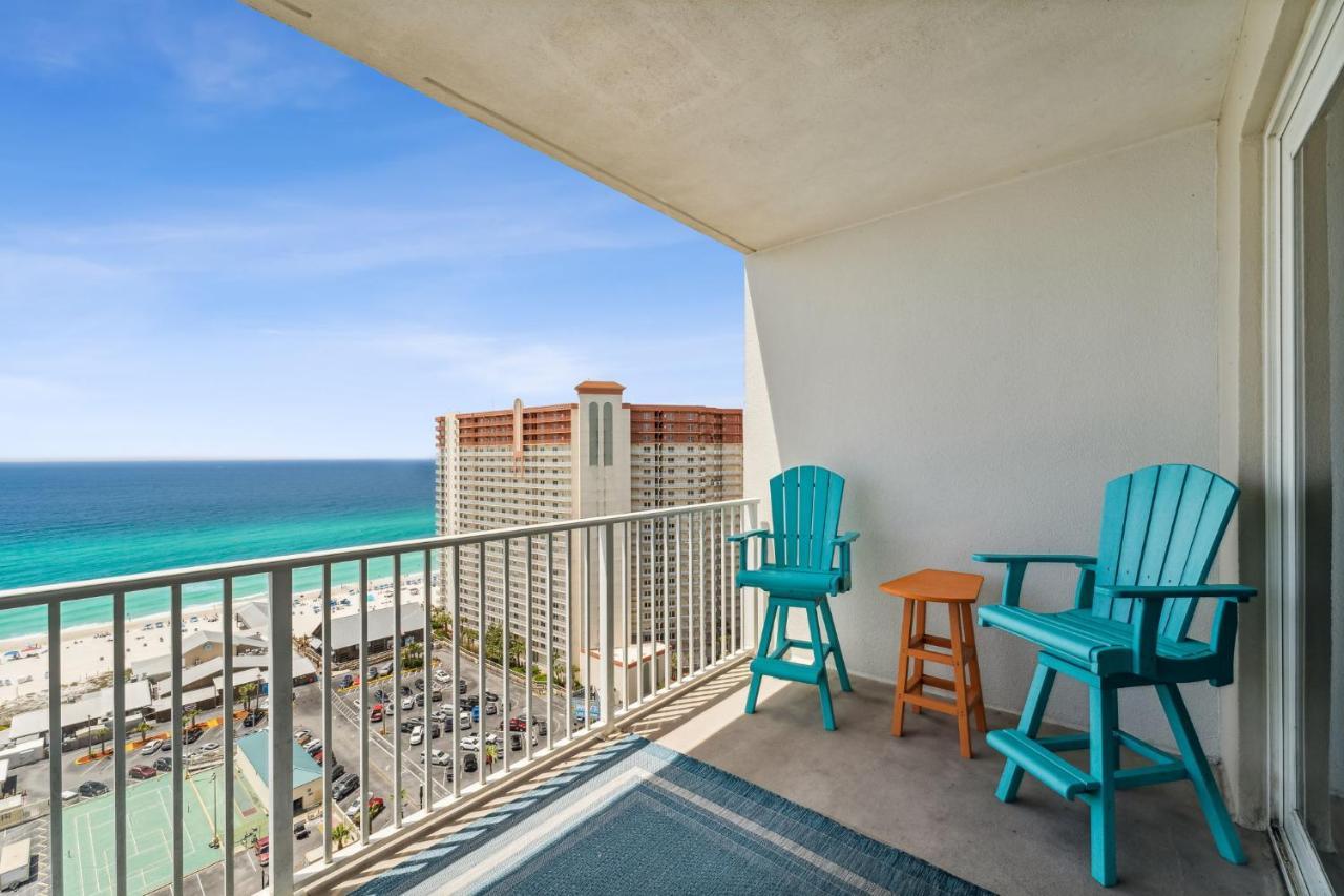 Apartment Laketown Wharf 1825