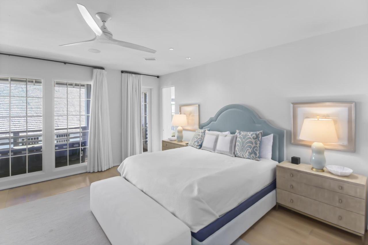 Private Pool, Gulf Views & Luxurious Features Throughout Lovely Apartment Panama City Beach