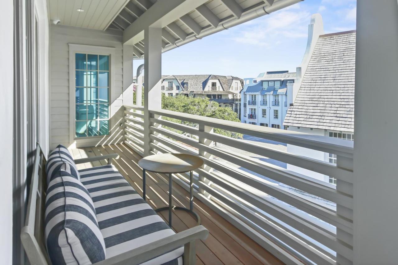 Private Pool, Gulf Views & Luxurious Features Throughout Lovely Apartment Panama City Beach