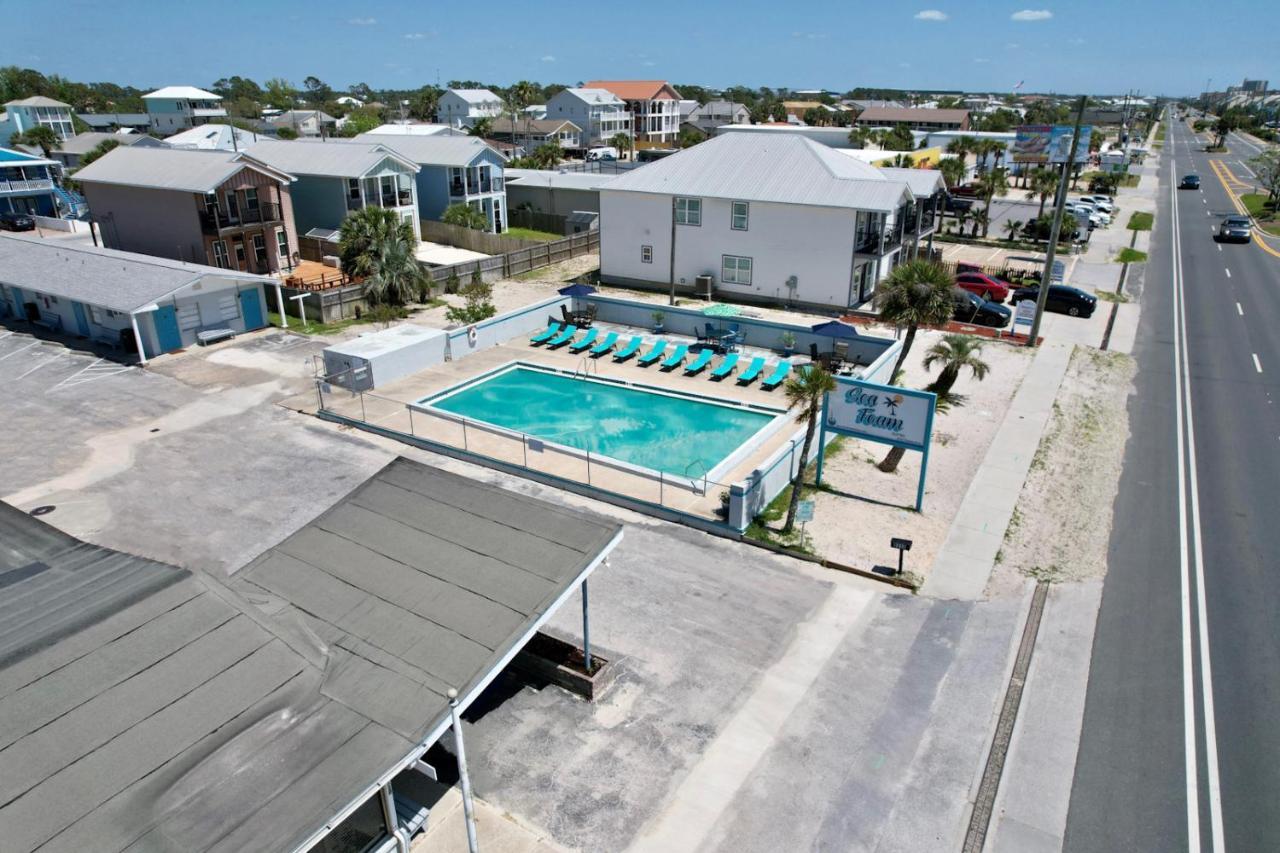 *happy Place* Renovated Studio Pool & Access Panama City Beach