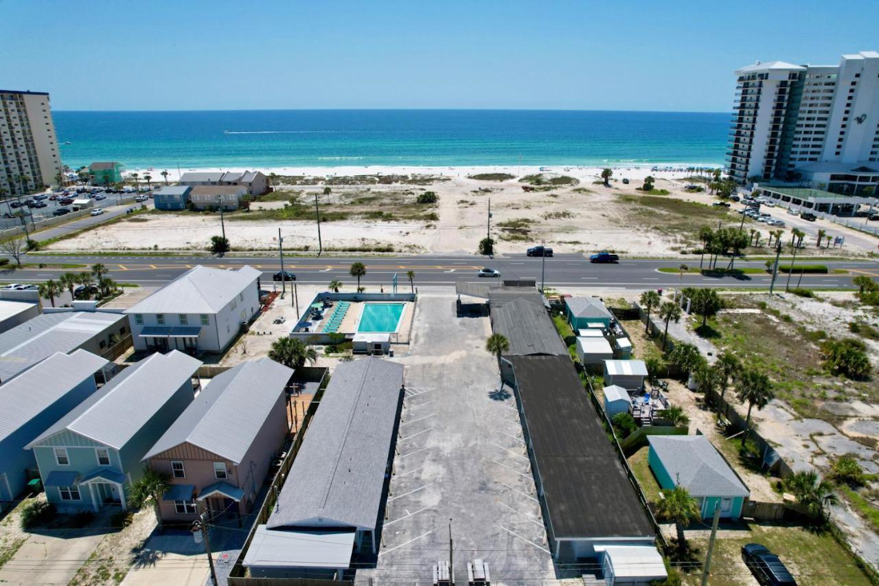 *happy Place* Renovated Studio Pool & Access *