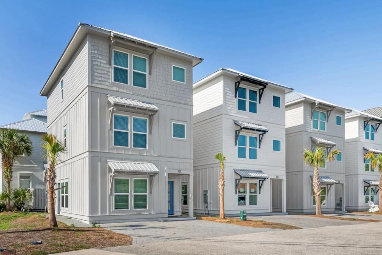 Lighthouse Landing-your New Coastal Haven Just A Short Walk To The Waves