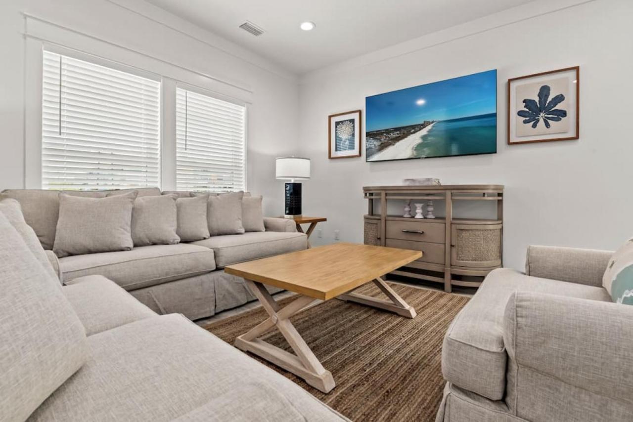 Lighthouse Landing-your New Coastal Haven Just A Short Walk To The Waves