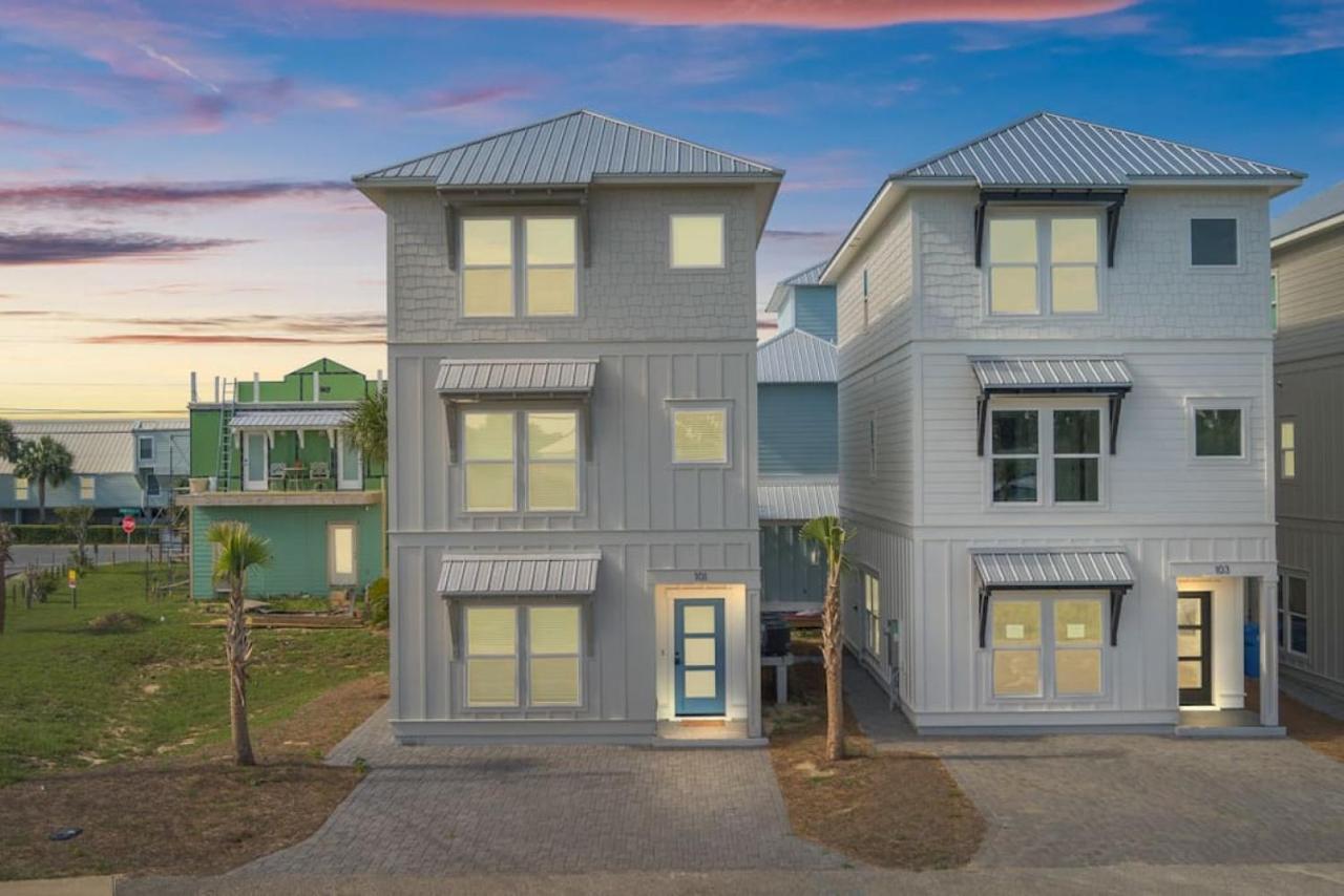 Holiday home Lighthouse Landing-your New Coastal Haven Just A Short Walk To The Waves Panama City Beach