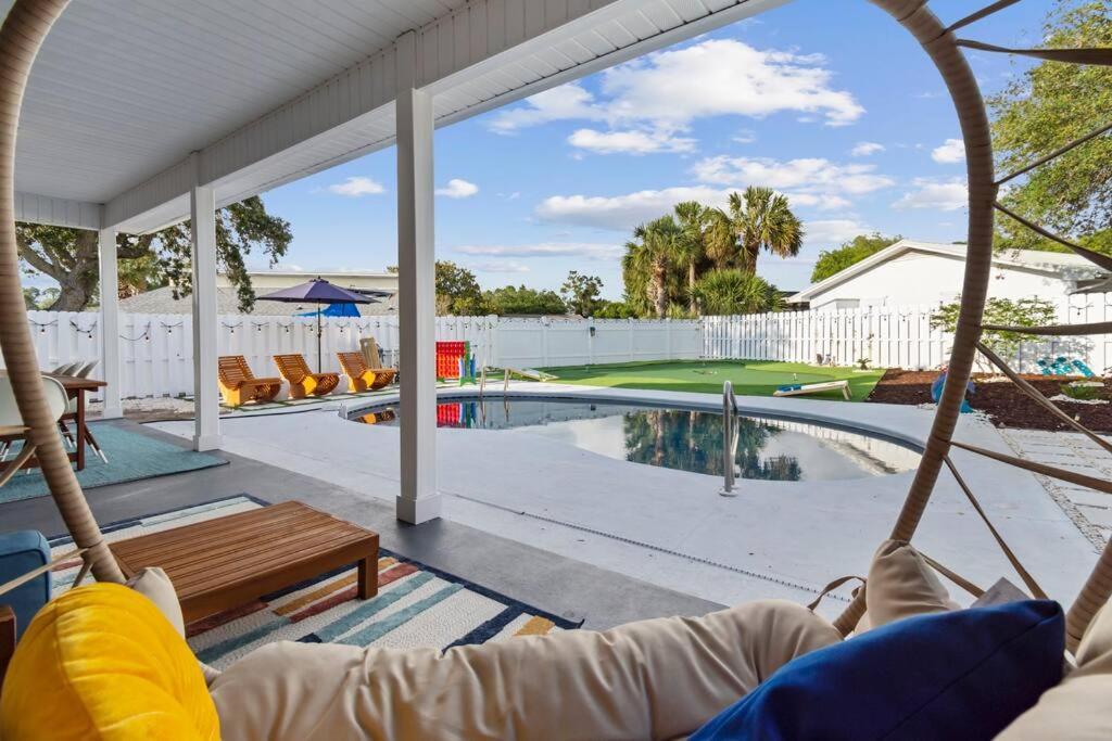 Luxurious 4br House With Pool
