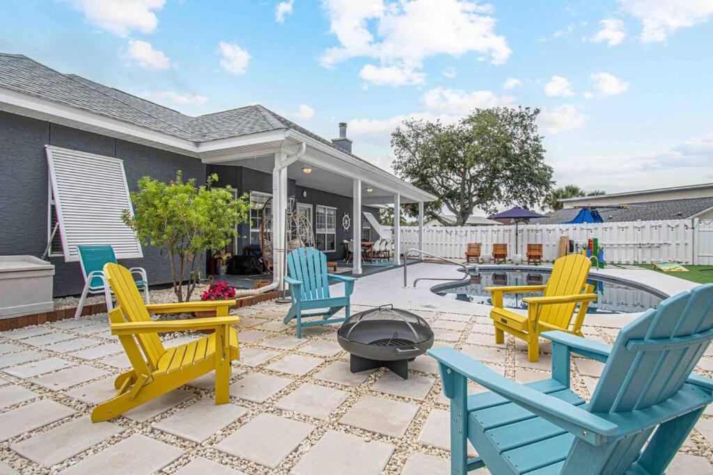 Luxurious 4br House With Pool *