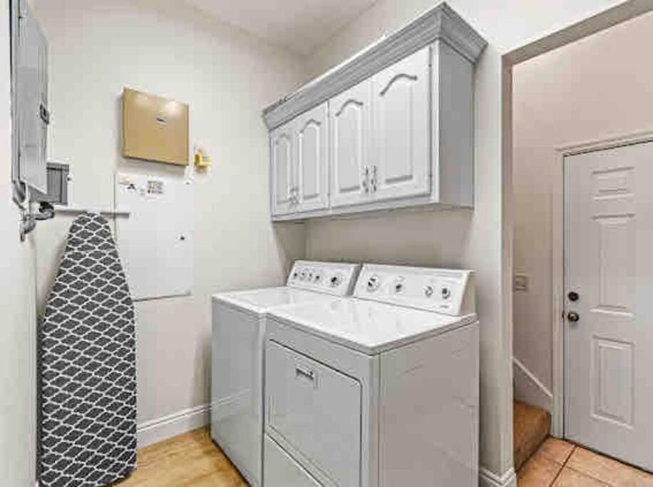 Holiday home Luxurious 4br House With Pool
