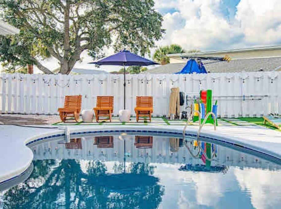Luxurious 4br House With Pool