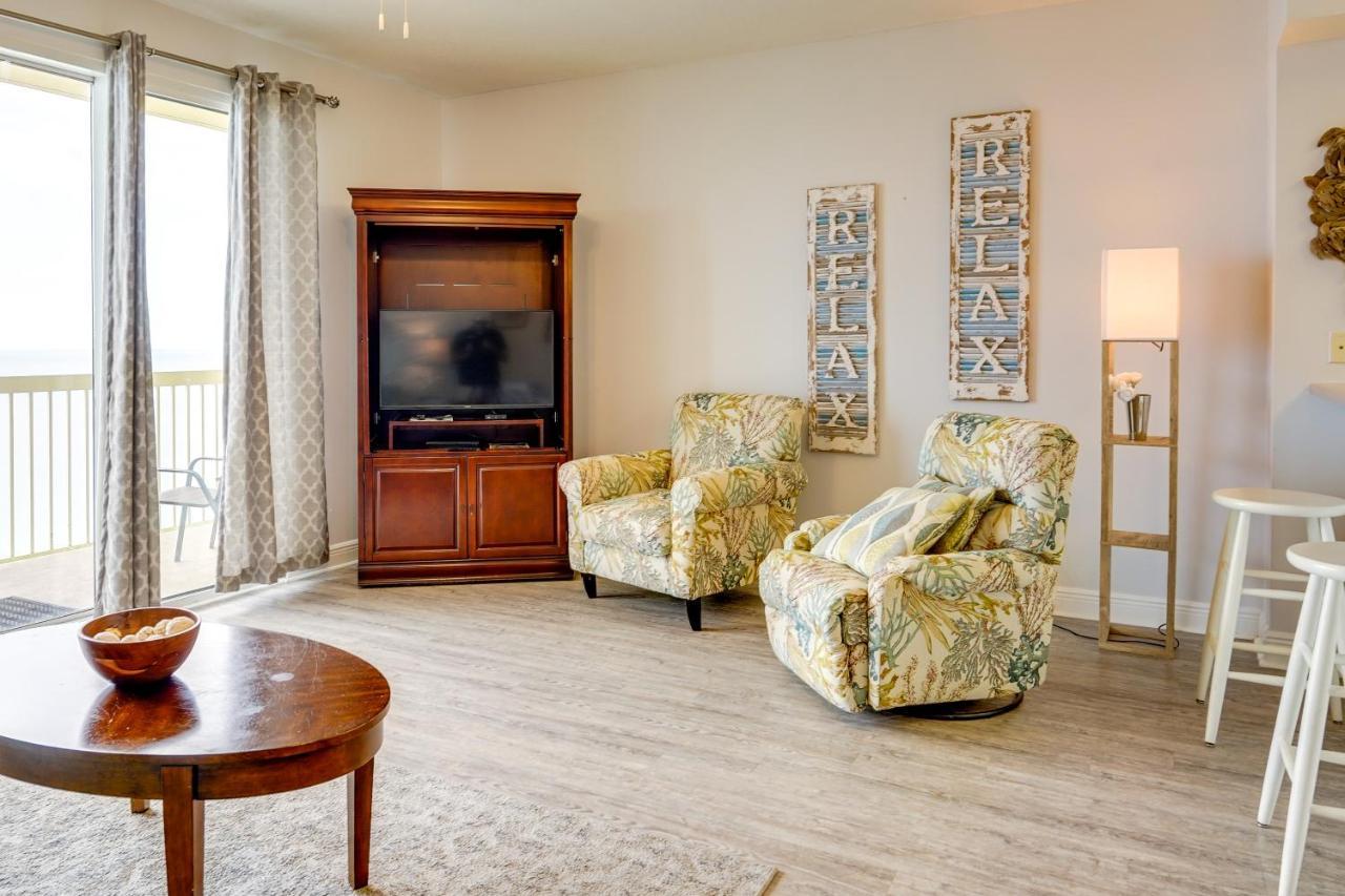 Apartment Oceanfront Pcb With Balcony And Access! *