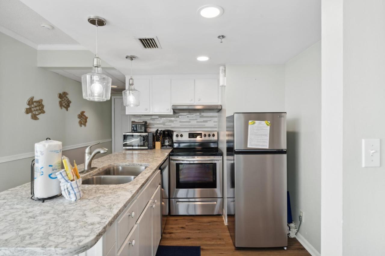 Apartment Sunbird Resort! Incredible Beachfront Corner Unit! Free Chairs! By Dolce Getaways Pcb Panama City Beach