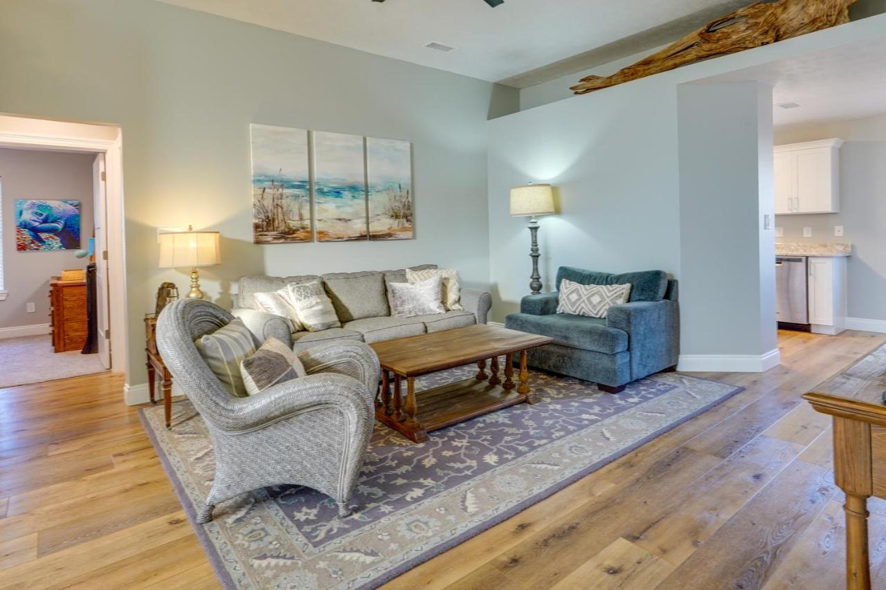 Family-friendly Pcb Vacation Rental, Walk To Holiday home