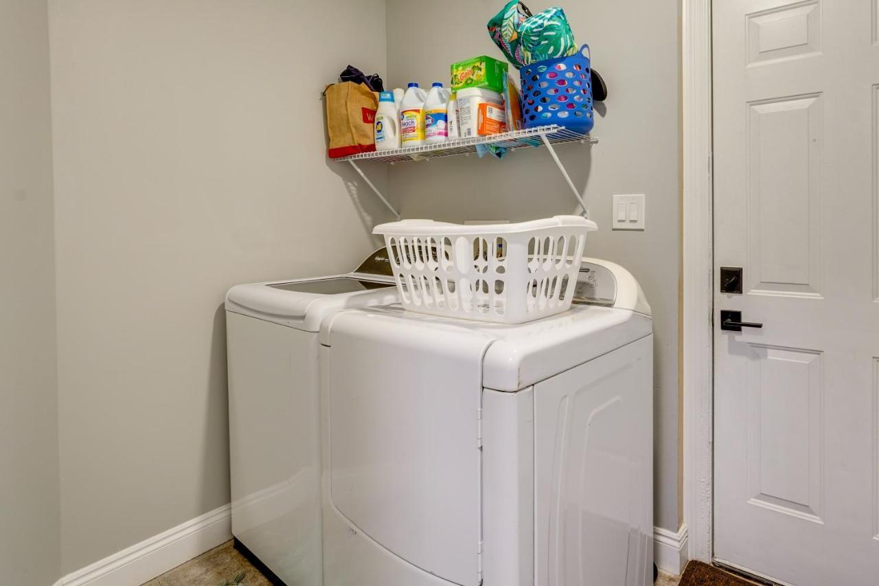 Family-friendly Pcb Vacation Rental, Walk To Holiday home *