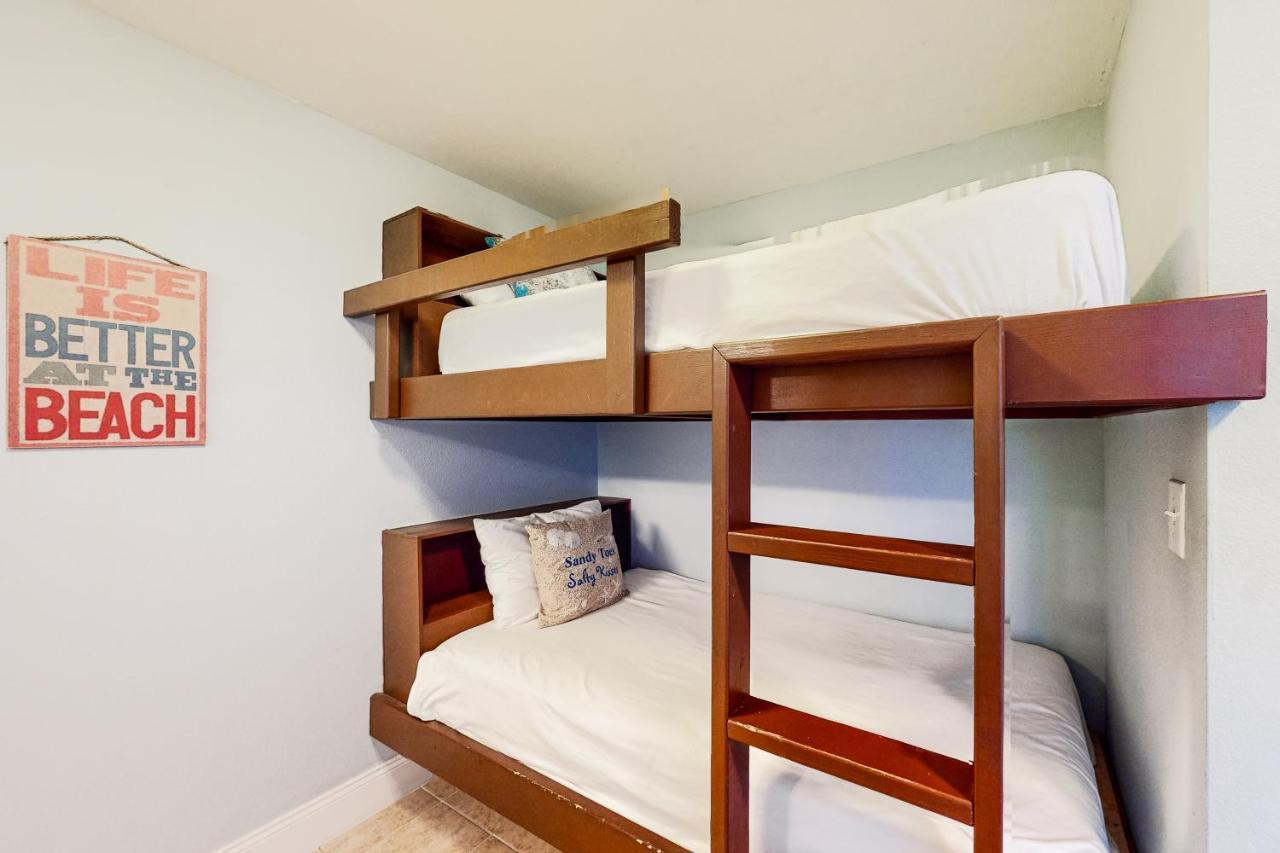 Laketown Wharf 1815 Apartment Panama City Beach