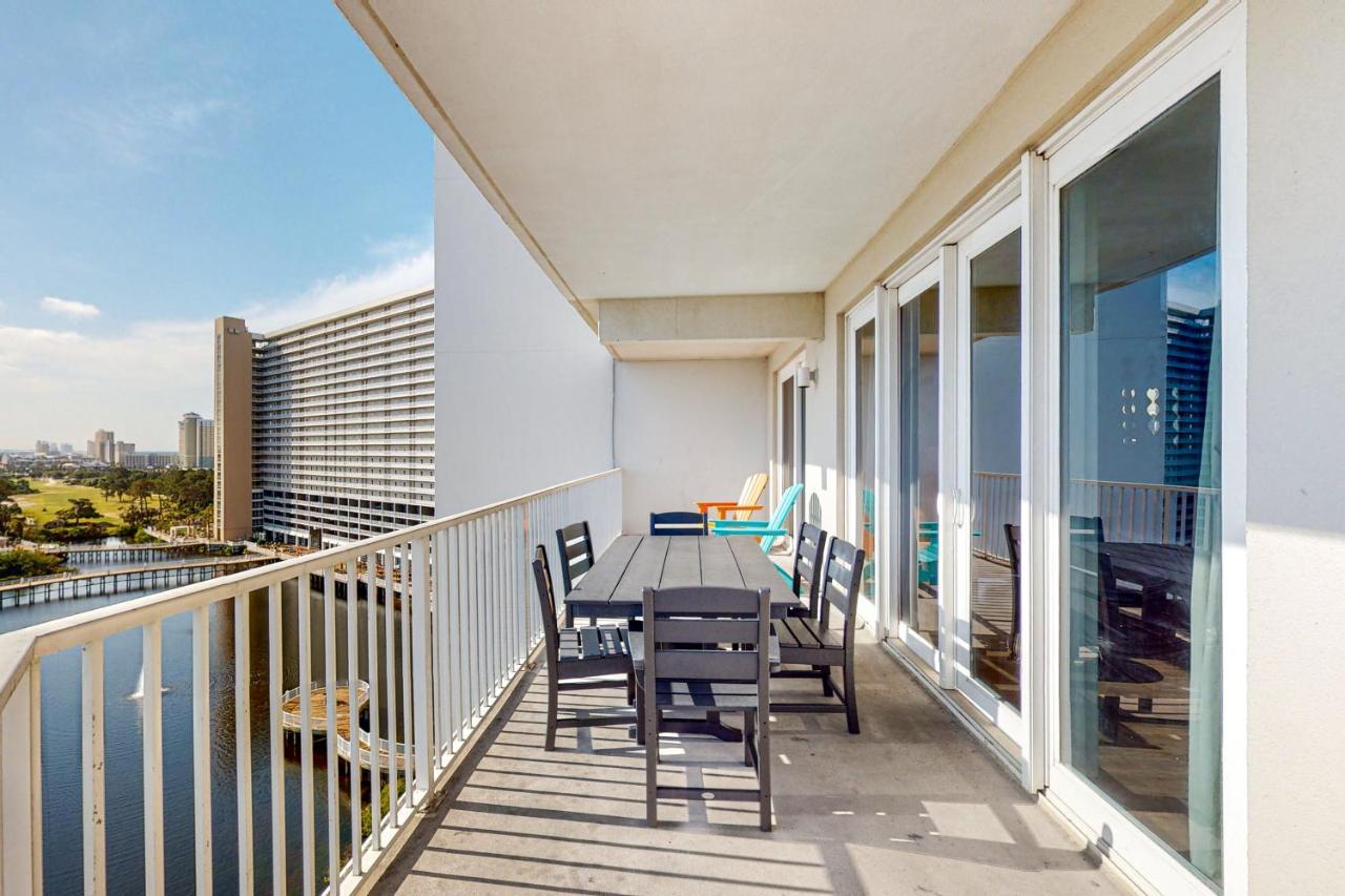Apartment Laketown Wharf 938 *