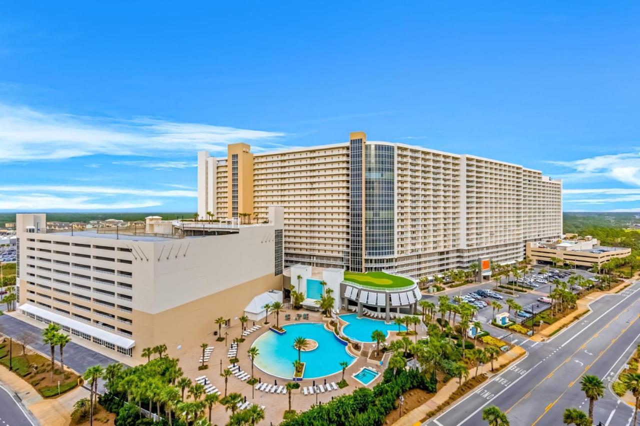 Apartment Laketown Wharf 938