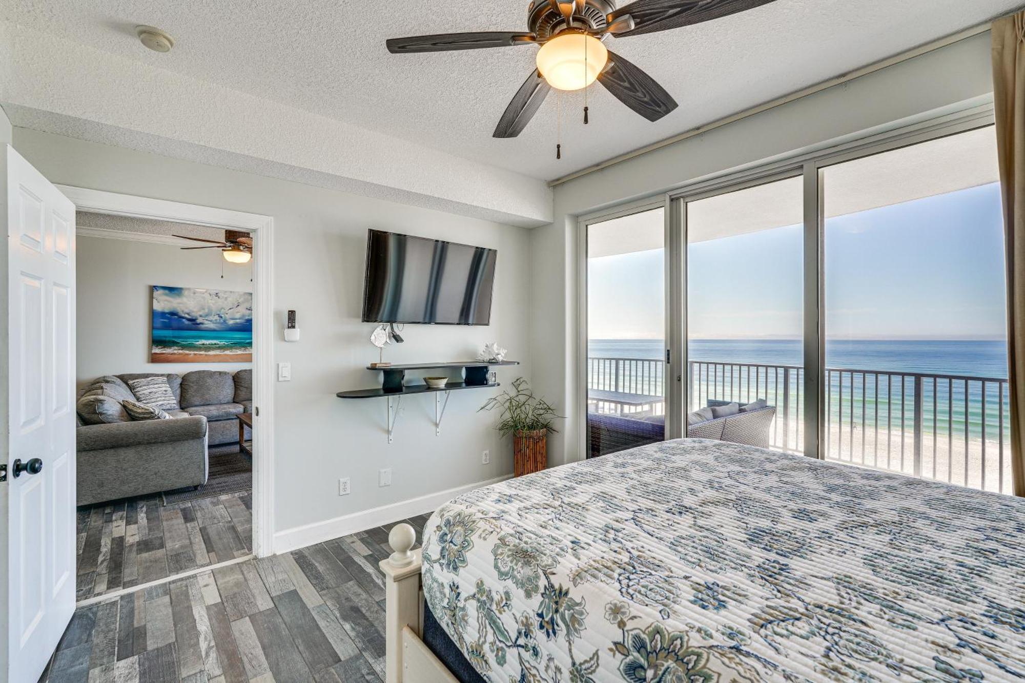 High-rise Pcb With Oceanfront Views And Pool! *