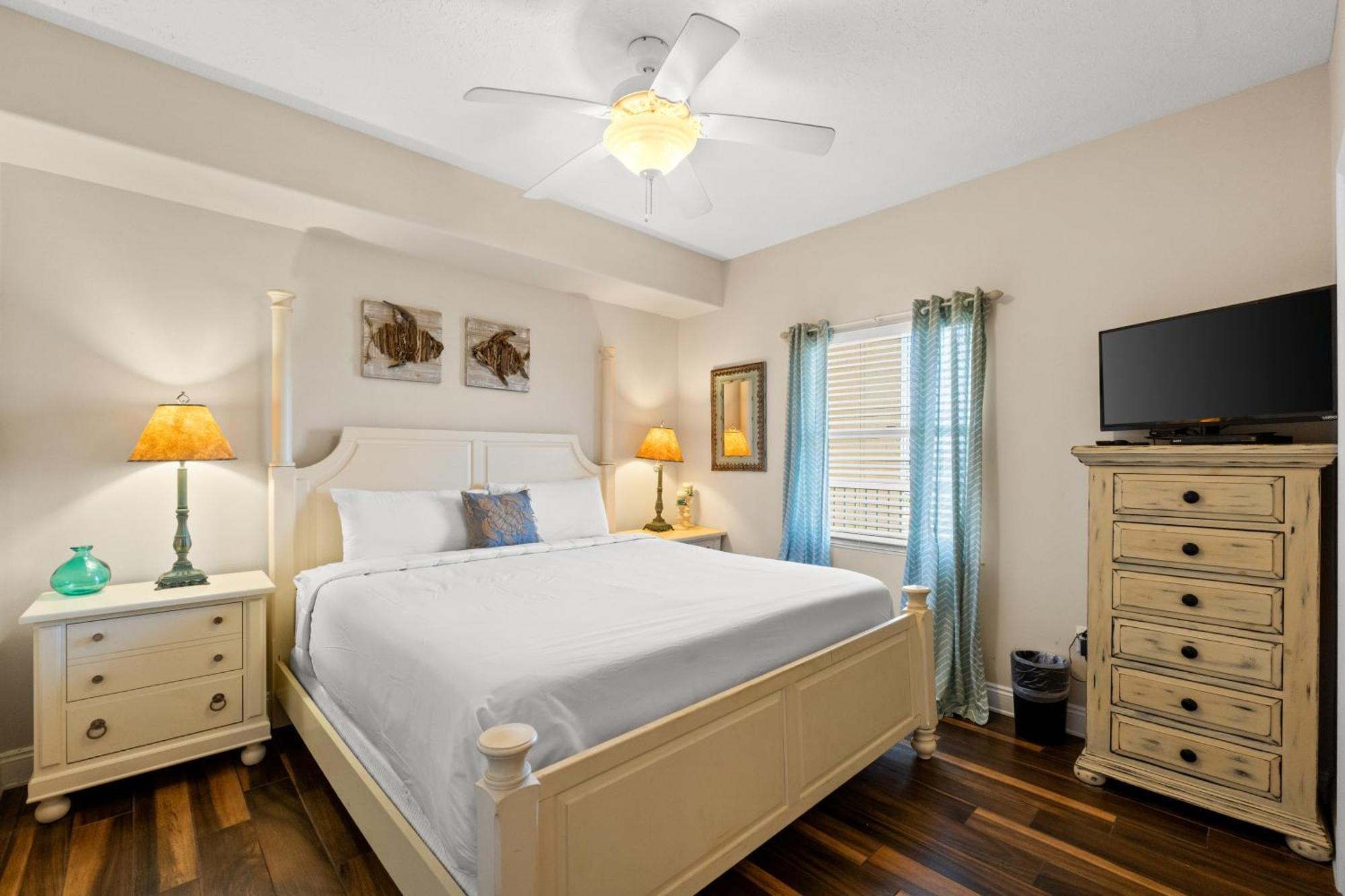 Holiday home Treasure Island #1203 By Book That Panama City Beach