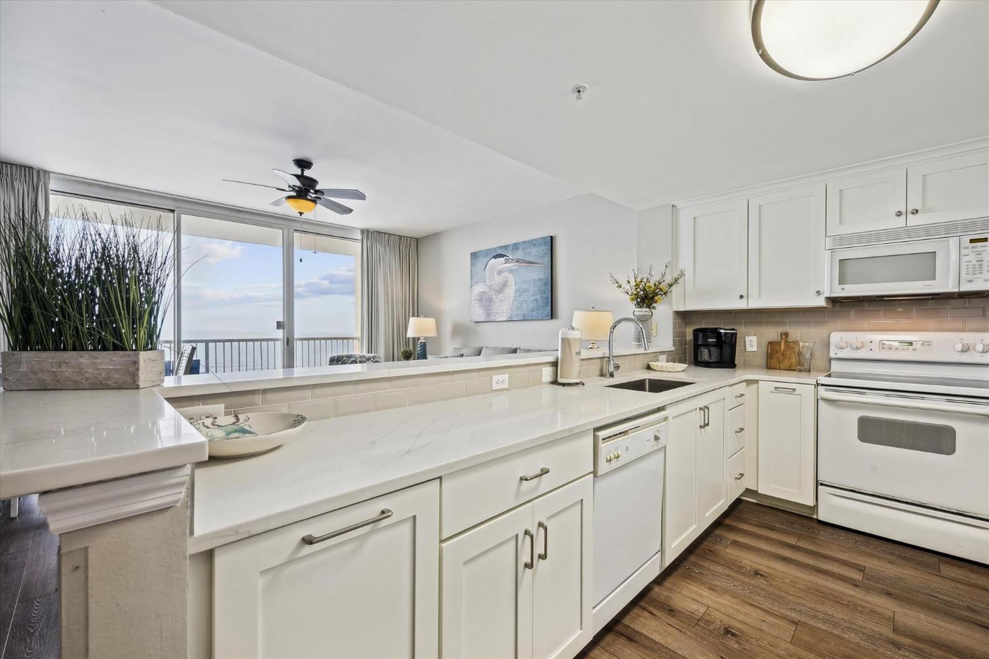 Majestic 1411-1 By Book That * Panama City Beach