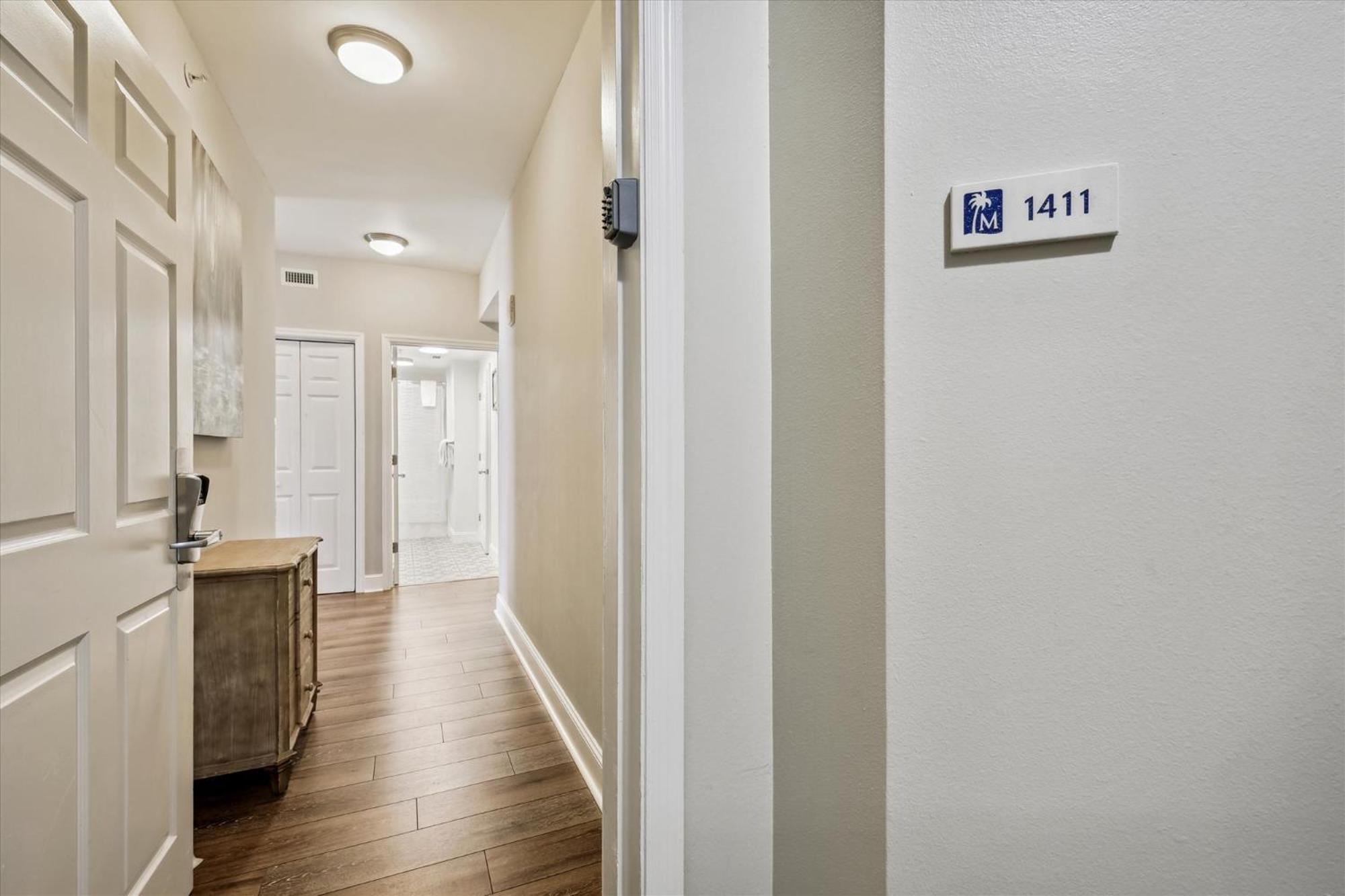 Majestic 1411-1 By Book That Panama City Beach