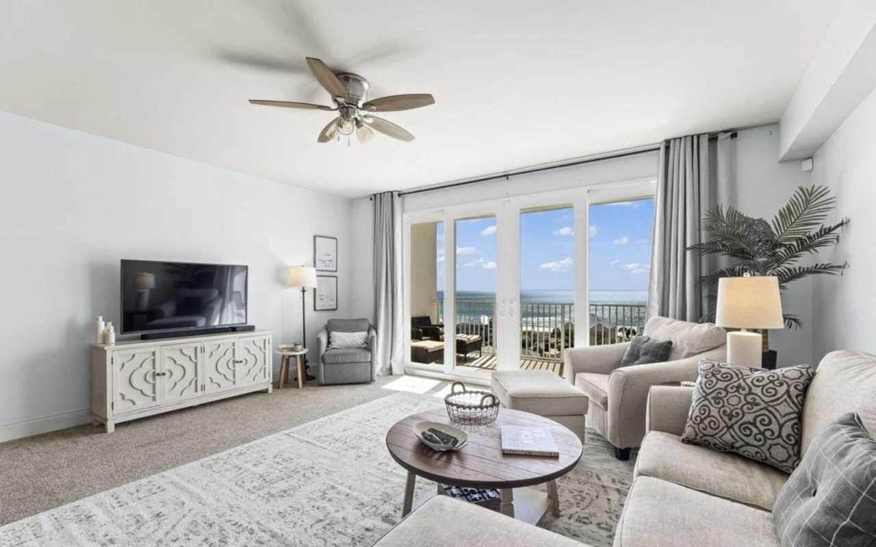 Apartment Laketown Wharf 0702 *