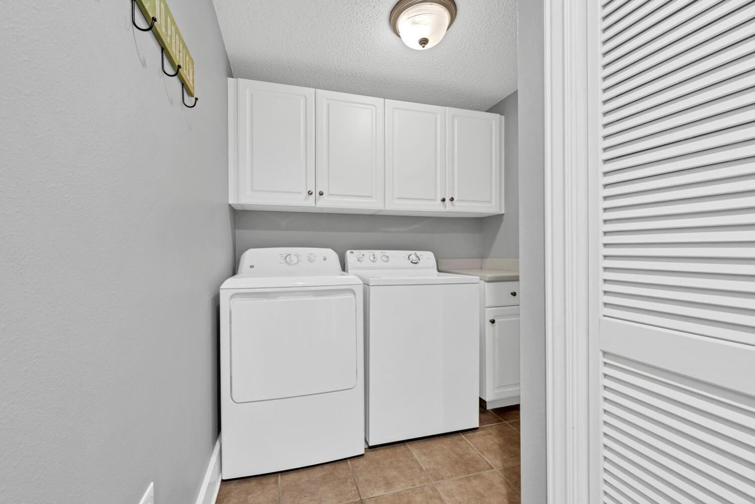 Majestic Towers 2-1701 Holiday home *