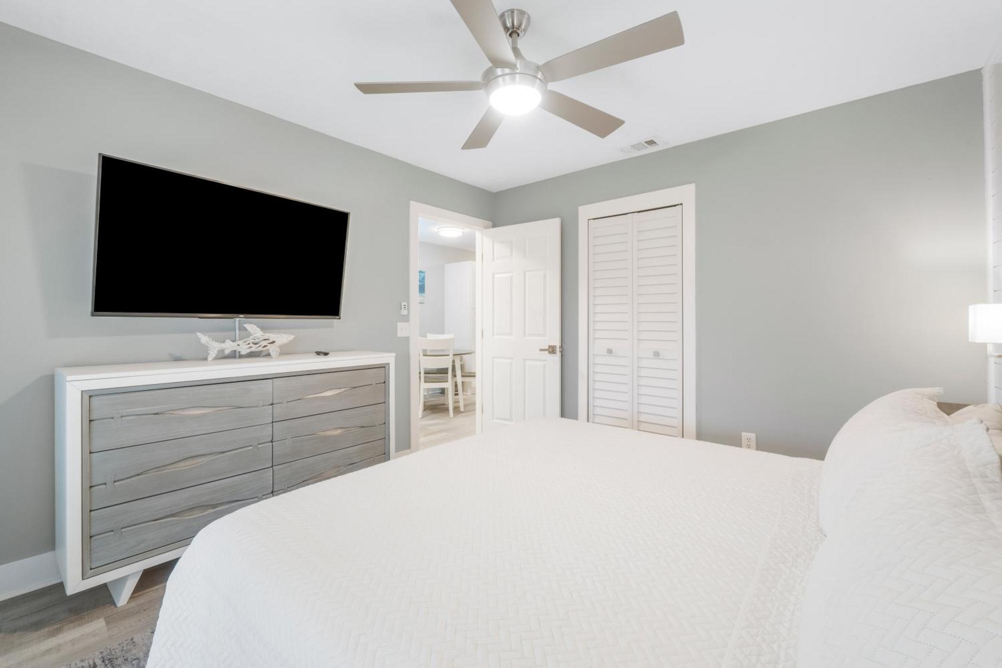 Blue Neptune At 5313 Sunset Avenue By Nautical Vacation Panama City Beach